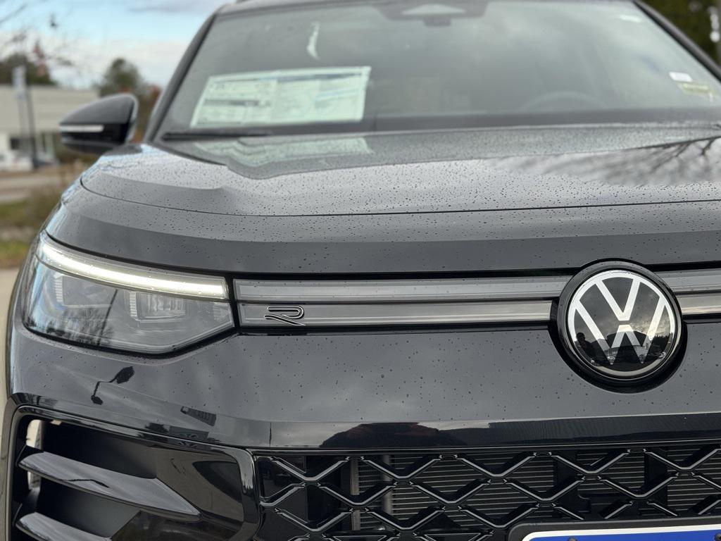 new 2026 Volkswagen Tiguan car, priced at $41,032