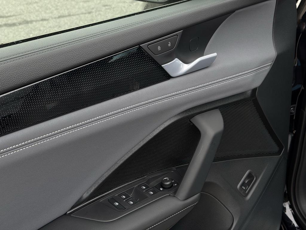 new 2026 Volkswagen Tiguan car, priced at $41,032