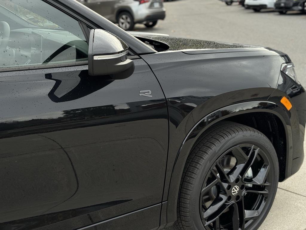 new 2026 Volkswagen Tiguan car, priced at $41,032