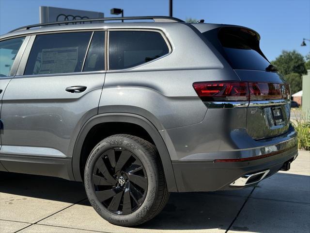 new 2024 Volkswagen Atlas car, priced at $46,927