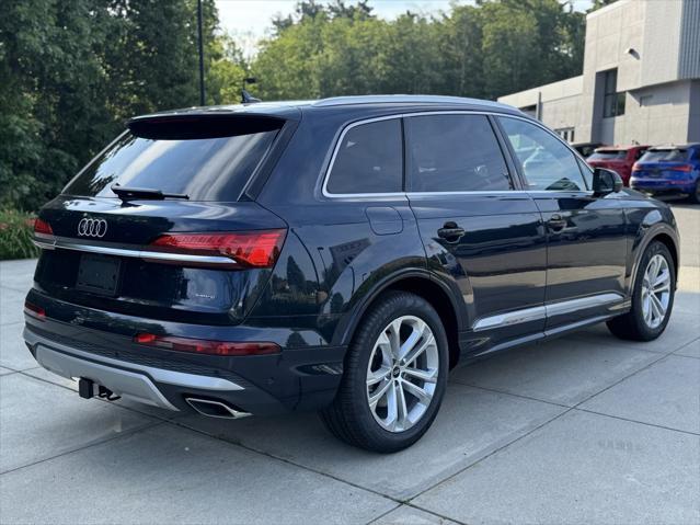 new 2025 Audi Q7 car, priced at $75,480