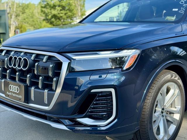 new 2025 Audi Q7 car, priced at $75,480