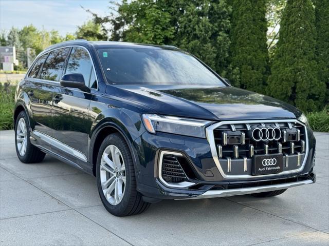 new 2025 Audi Q7 car, priced at $75,480