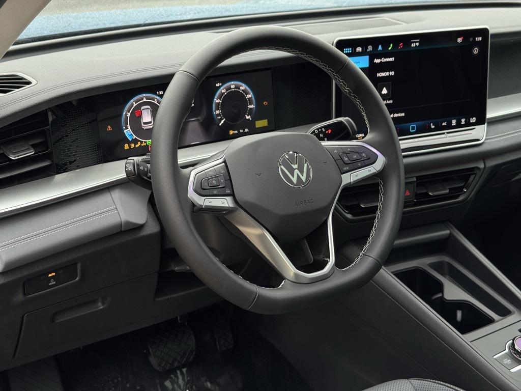 new 2025 Volkswagen Tiguan car, priced at $37,281