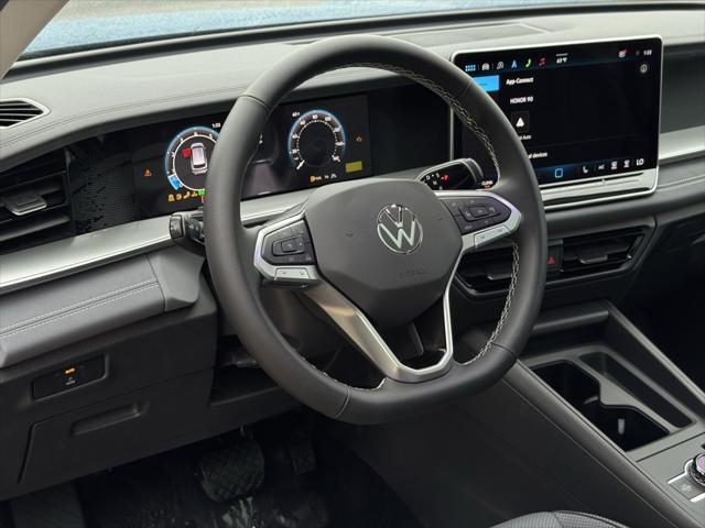 new 2025 Volkswagen Tiguan car, priced at $37,281