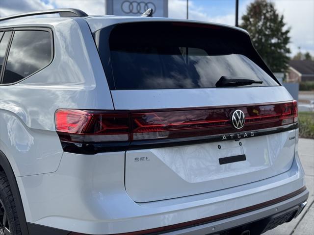 new 2024 Volkswagen Atlas car, priced at $54,016