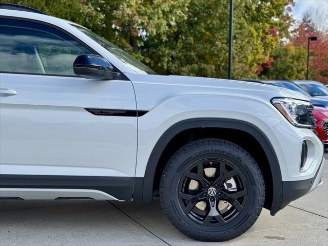 new 2024 Volkswagen Atlas car, priced at $54,016