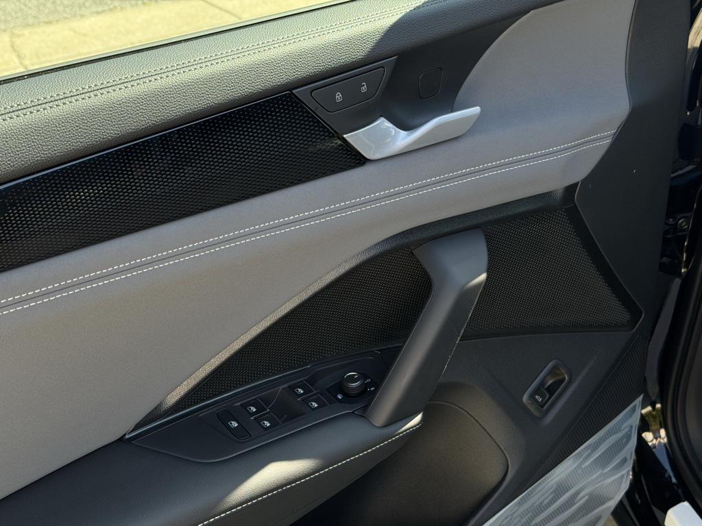 new 2025 Volkswagen Tiguan car, priced at $39,942