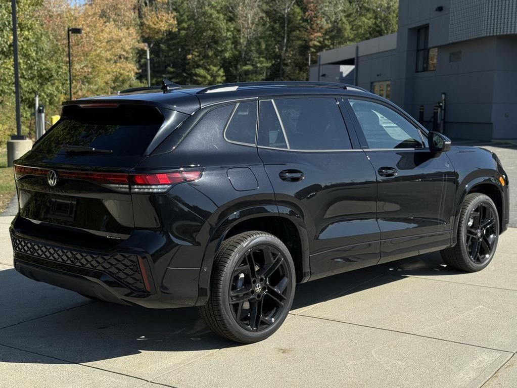 new 2025 Volkswagen Tiguan car, priced at $39,942