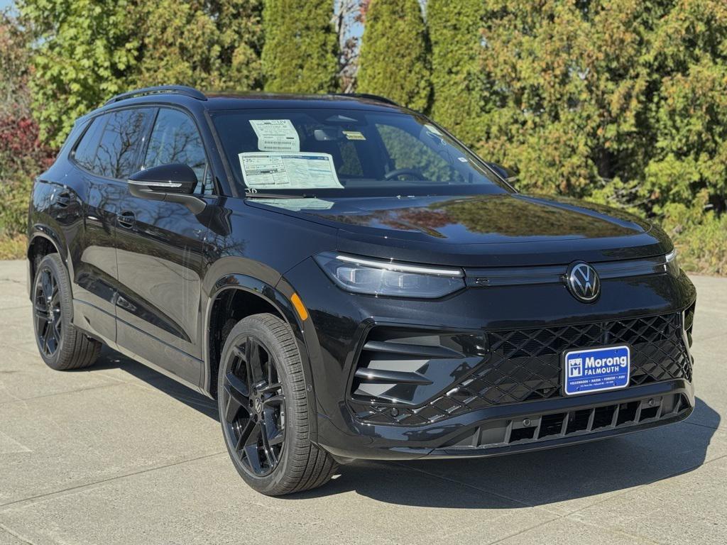 new 2025 Volkswagen Tiguan car, priced at $39,942