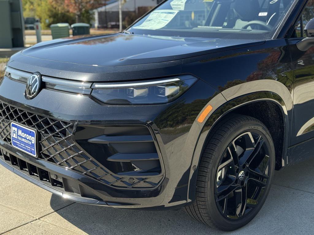 new 2025 Volkswagen Tiguan car, priced at $39,942