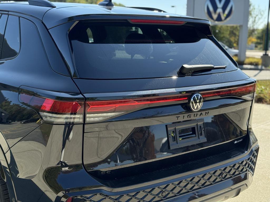 new 2025 Volkswagen Tiguan car, priced at $39,942