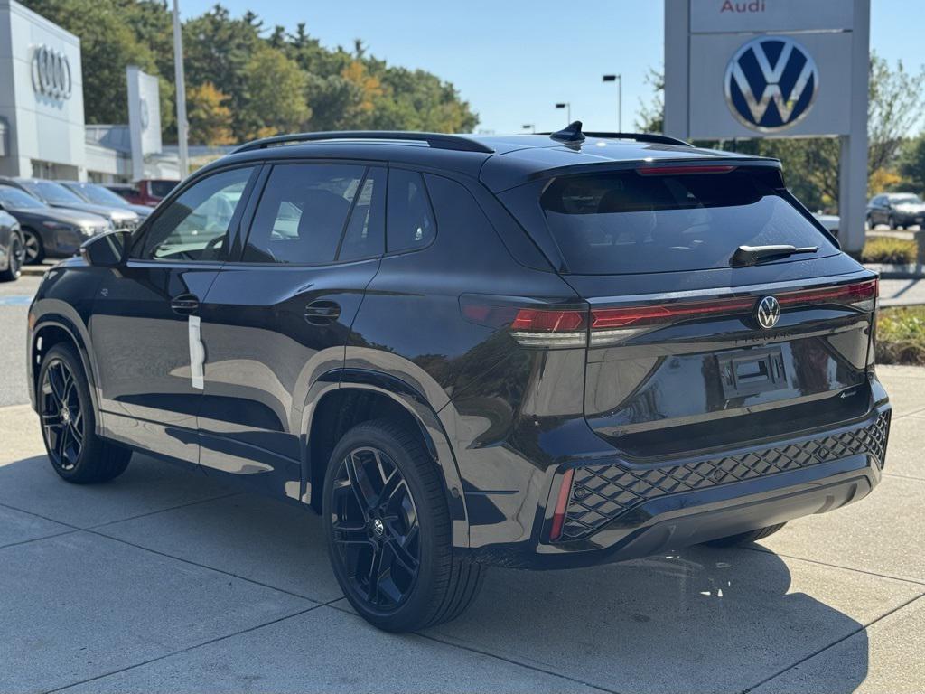 new 2025 Volkswagen Tiguan car, priced at $39,942