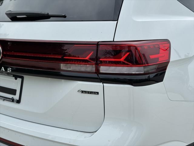 new 2025 Volkswagen Atlas car, priced at $48,656