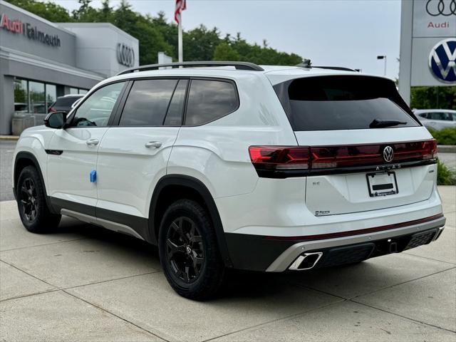 new 2025 Volkswagen Atlas car, priced at $48,656