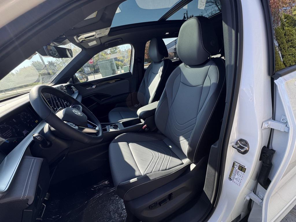 new 2025 Volkswagen Tiguan car, priced at $40,397