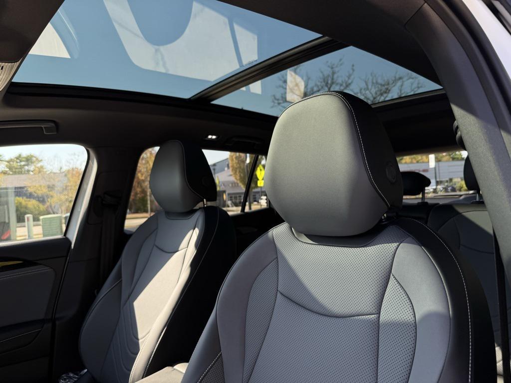 new 2025 Volkswagen Tiguan car, priced at $40,397