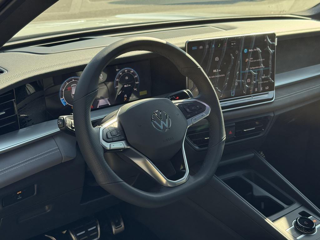 new 2025 Volkswagen Tiguan car, priced at $40,397