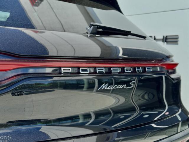used 2023 Porsche Macan car
