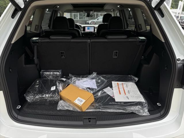 new 2025 Volkswagen Atlas car, priced at $56,991