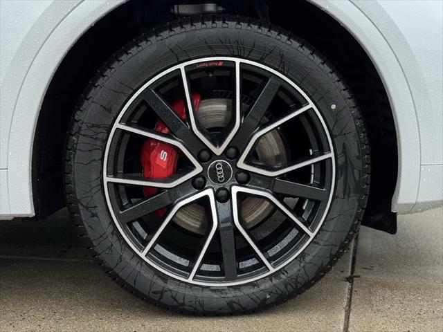 new 2025 Audi SQ5 car, priced at $72,870