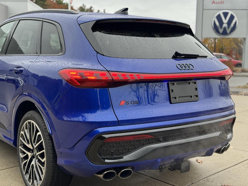 new 2025 Audi SQ5 car, priced at $73,595