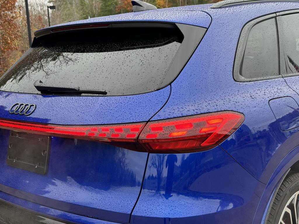 new 2025 Audi SQ5 car, priced at $73,595