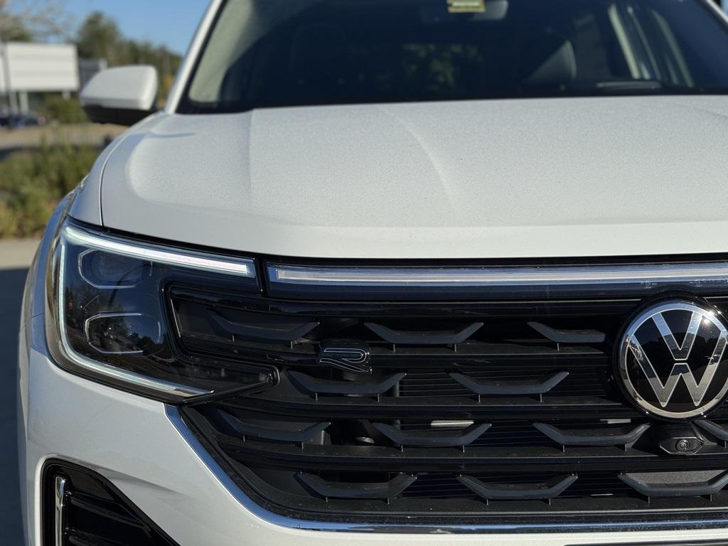 new 2026 Volkswagen Atlas car, priced at $58,093