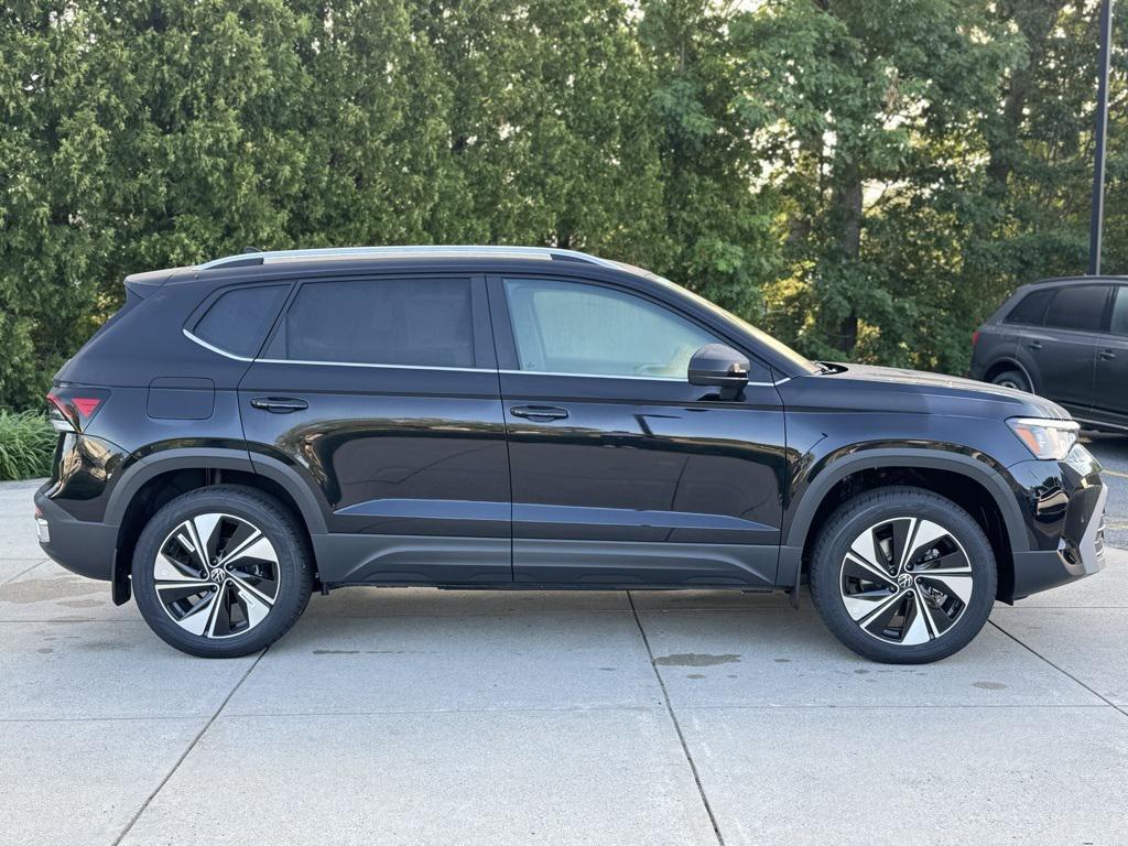 new 2025 Volkswagen Taos car, priced at $33,306