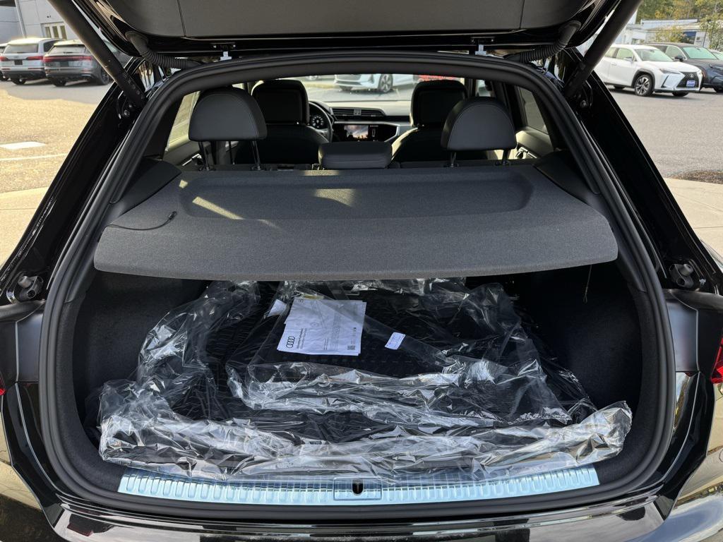 new 2025 Audi Q3 car, priced at $44,060