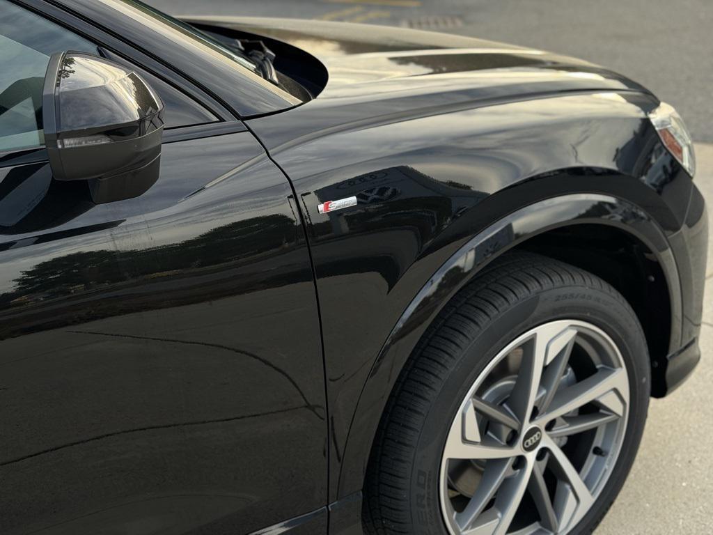 new 2025 Audi Q3 car, priced at $44,060