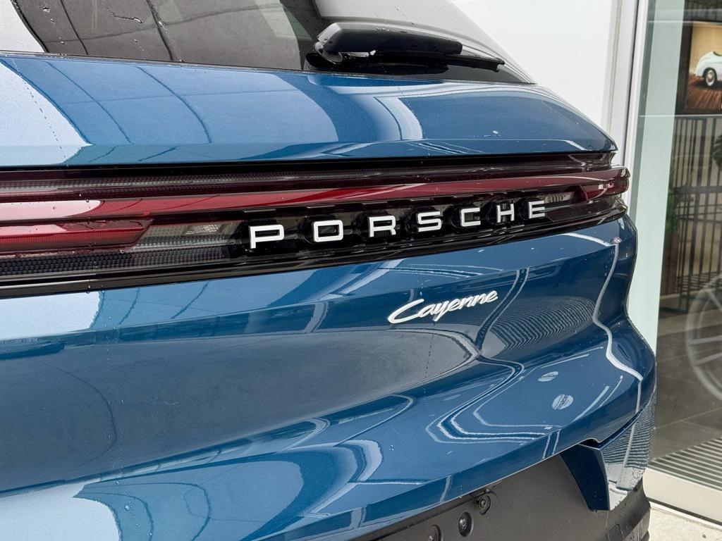 used 2024 Porsche Cayenne car, priced at $77,420