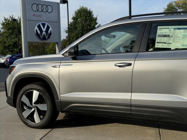 new 2024 Volkswagen Taos car