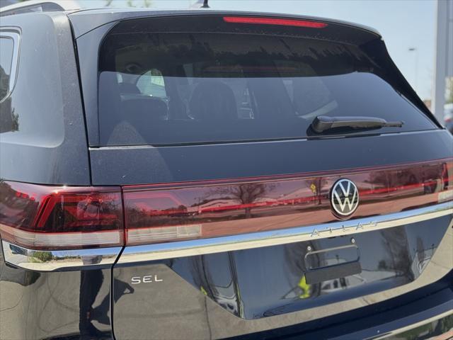 new 2025 Volkswagen Atlas car, priced at $55,841