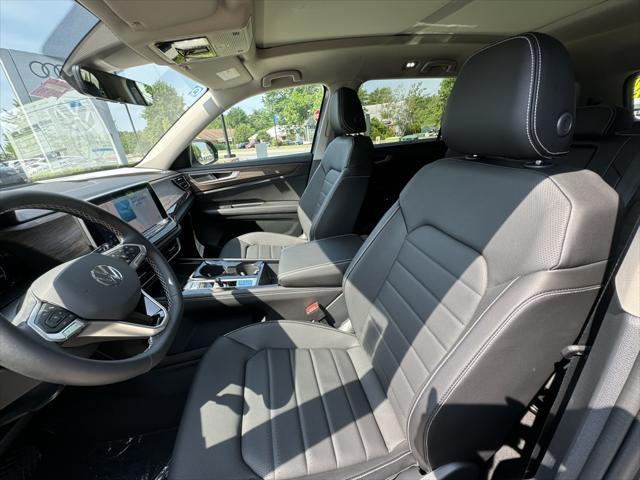 new 2024 Volkswagen Atlas car, priced at $51,509