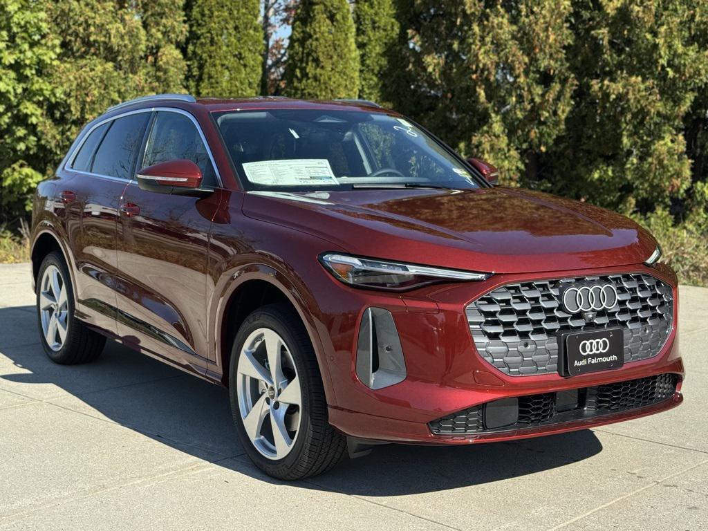 new 2025 Audi Q5 car, priced at $61,130