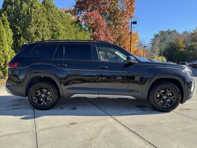 new 2024 Volkswagen Atlas car, priced at $49,214