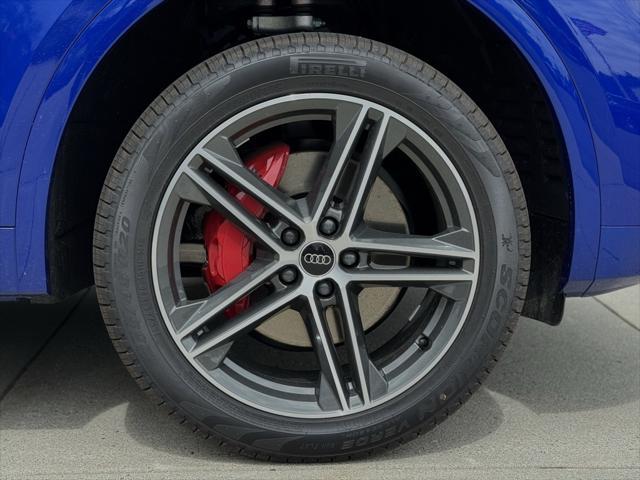 new 2025 Audi Q5 car, priced at $69,630