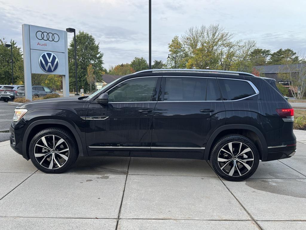 used 2024 Volkswagen Atlas car, priced at $38,500