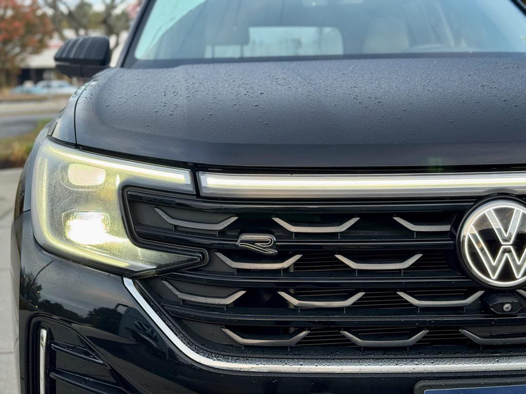 used 2024 Volkswagen Atlas car, priced at $38,500