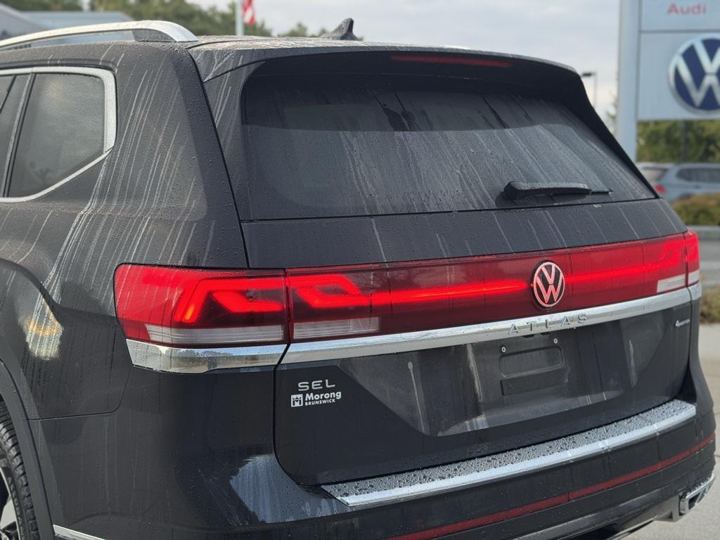 used 2024 Volkswagen Atlas car, priced at $38,500
