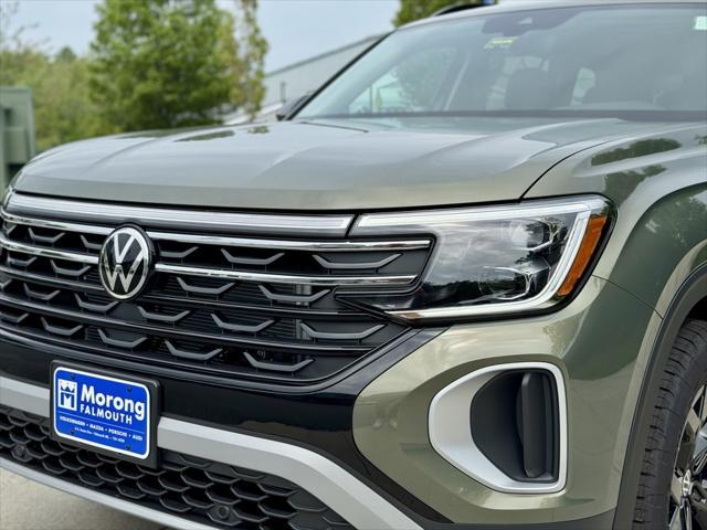 new 2025 Volkswagen Atlas car, priced at $48,656