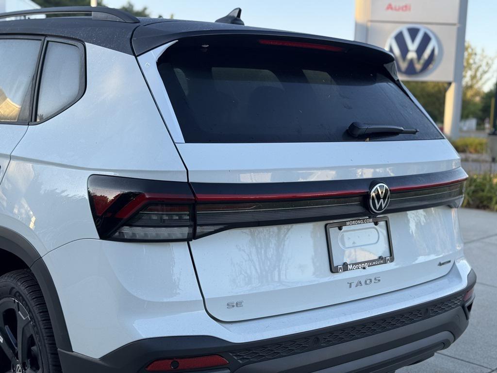 new 2025 Volkswagen Taos car, priced at $34,176