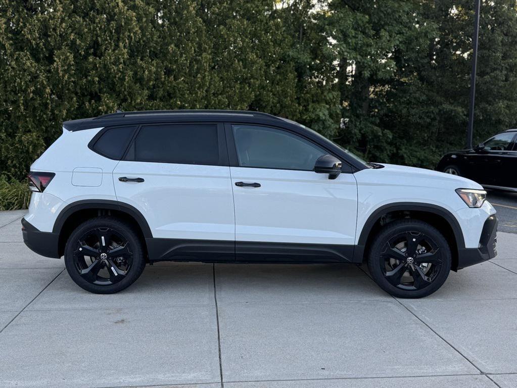 new 2025 Volkswagen Taos car, priced at $34,176