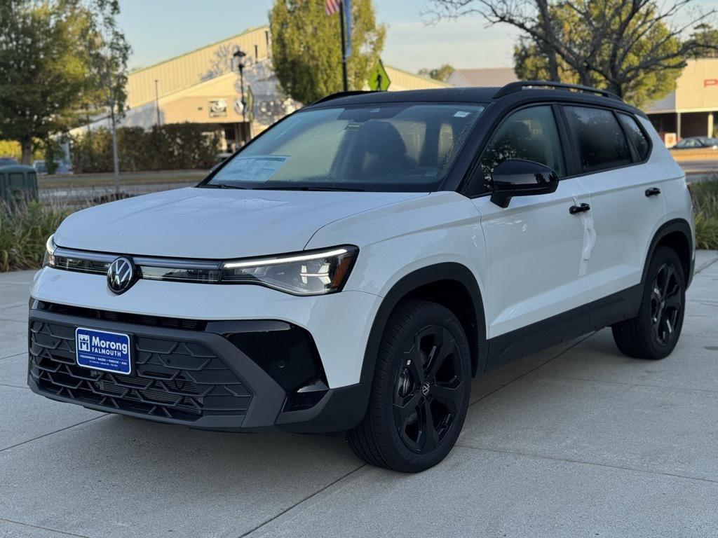 new 2025 Volkswagen Taos car, priced at $34,176