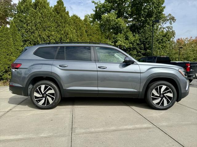 new 2024 Volkswagen Atlas car, priced at $46,332