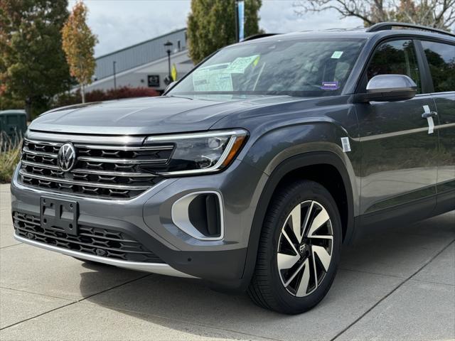 new 2024 Volkswagen Atlas car, priced at $46,332