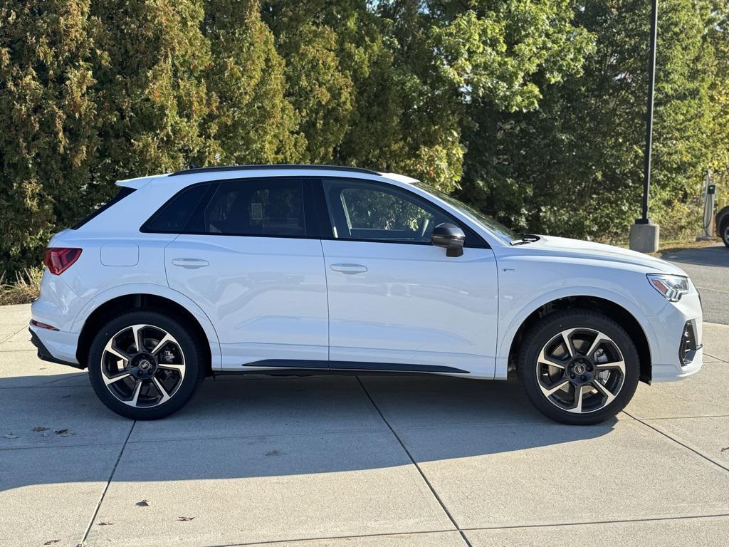 new 2025 Audi Q3 car, priced at $47,420