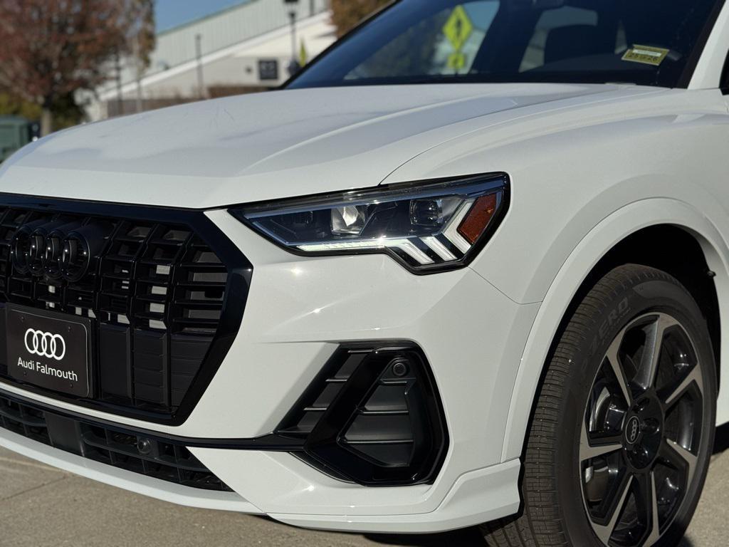 new 2025 Audi Q3 car, priced at $47,420