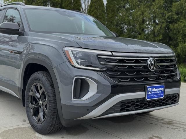 new 2025 Volkswagen Atlas car, priced at $49,876